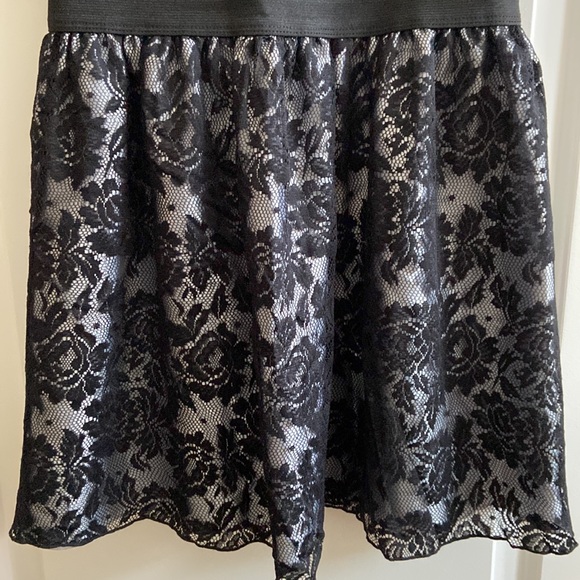 Geri C New York little party dress in size M - Picture 4 of 6